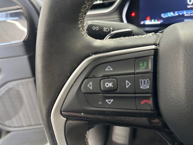 Used 2023 Jeep Grand Cherokee L Laredo image 26