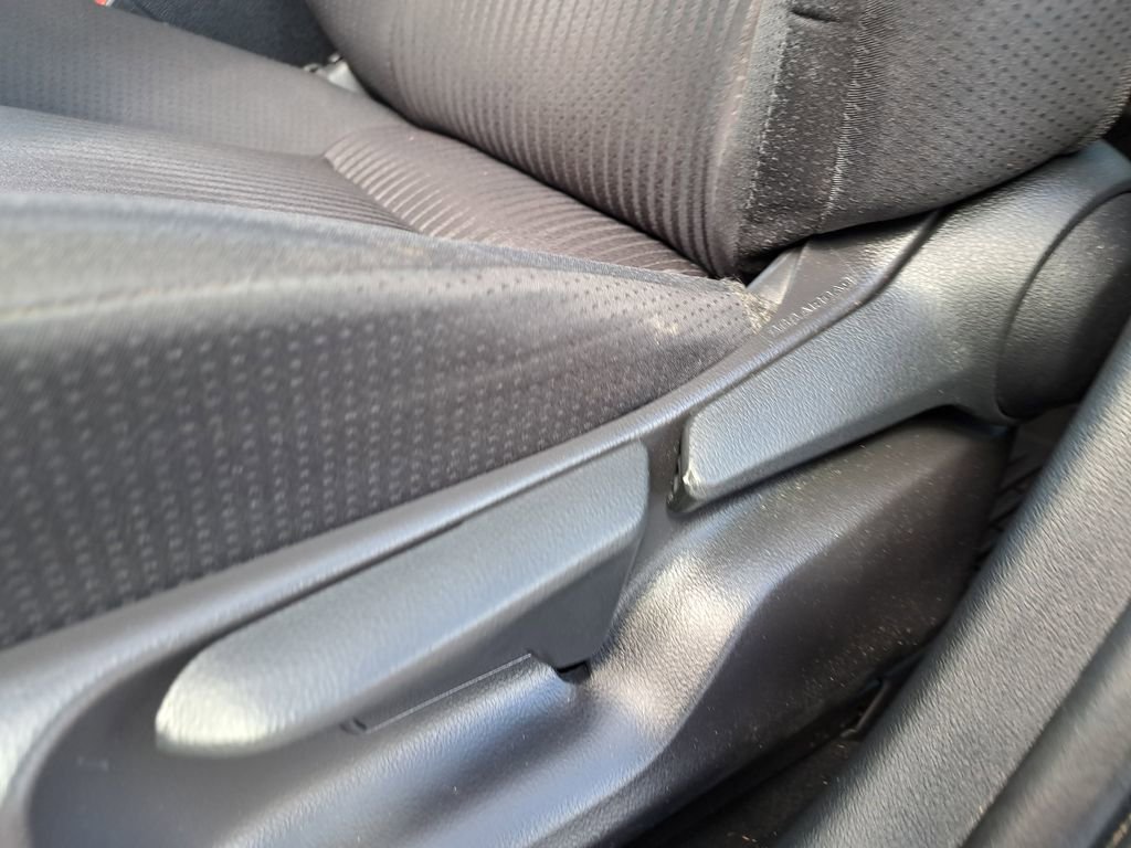 Used 2022 Toyota Prius Prime LE image 15