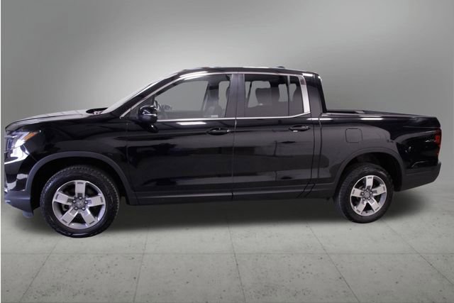 Certified 2024 Honda Ridgeline RTL image 3