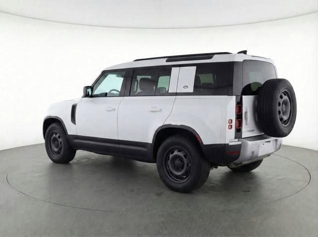 Used 2022 Land Rover Defender 110 image 27