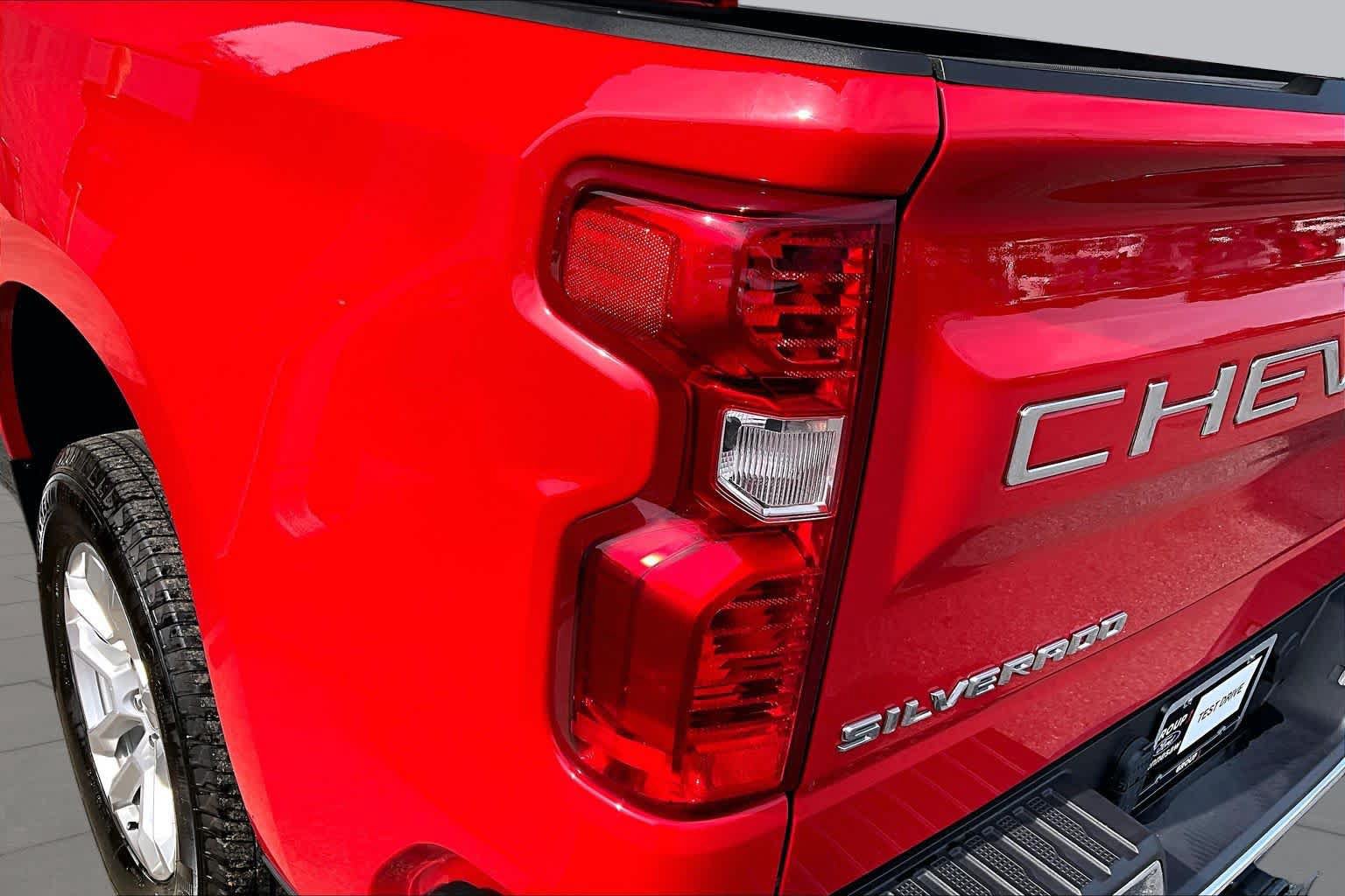 Used 2024 Chevrolet Silverado 1500 LT w/ Protection Package RWD image 27