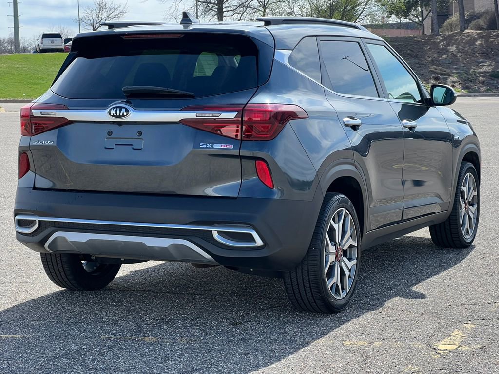 Used 2021 Kia Seltos SX w/ SX Sunroof Package image 44