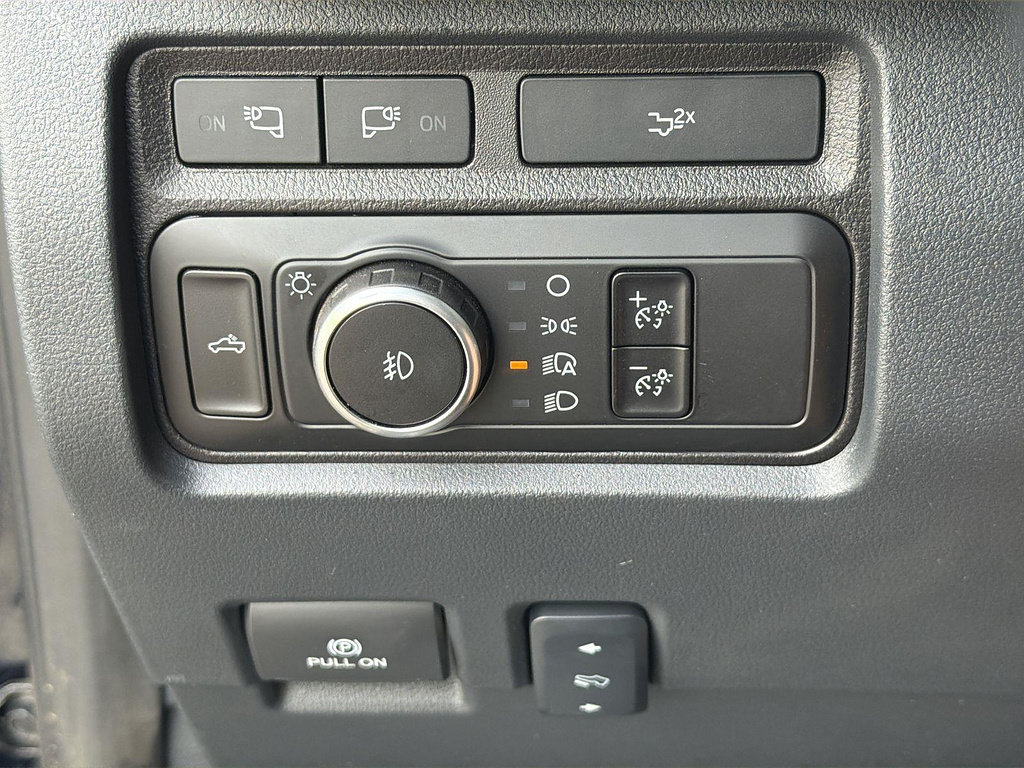 Used 2024 Ford F250 Lariat AWD/4WD image 17