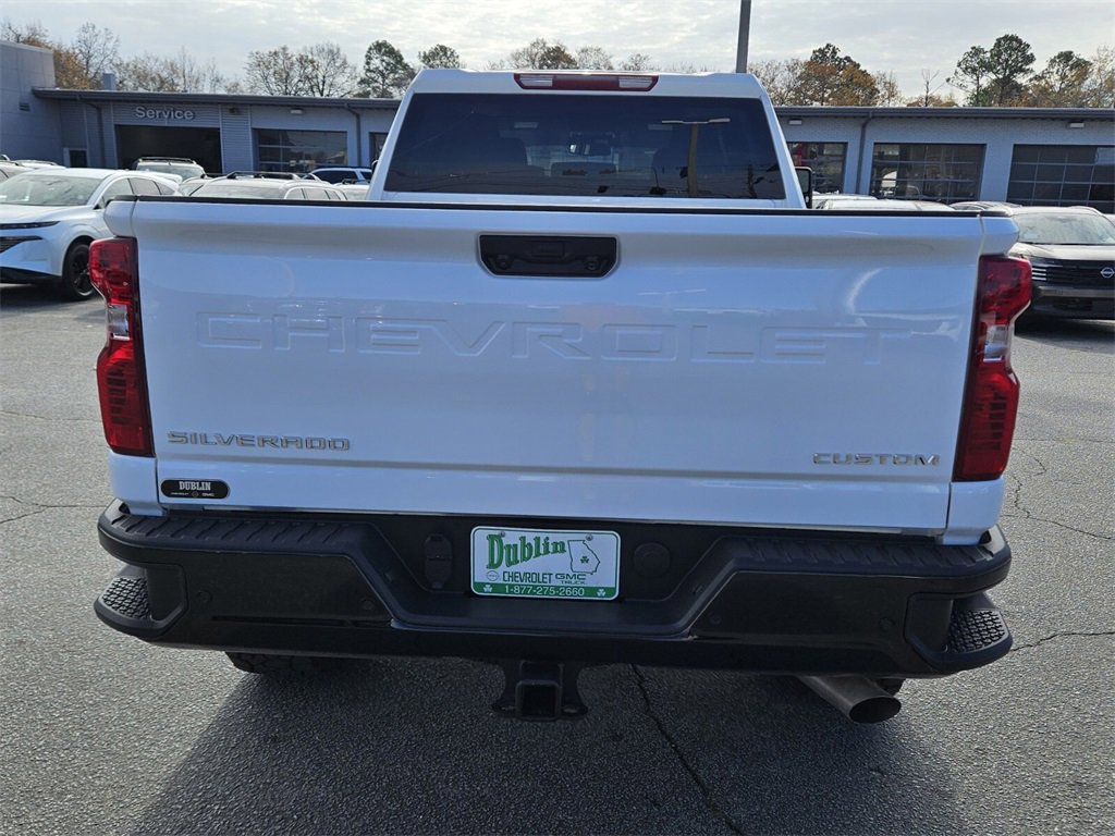 Used 2026 Chevrolet Silverado 2500 Custom w/ Custom Value Package image 8