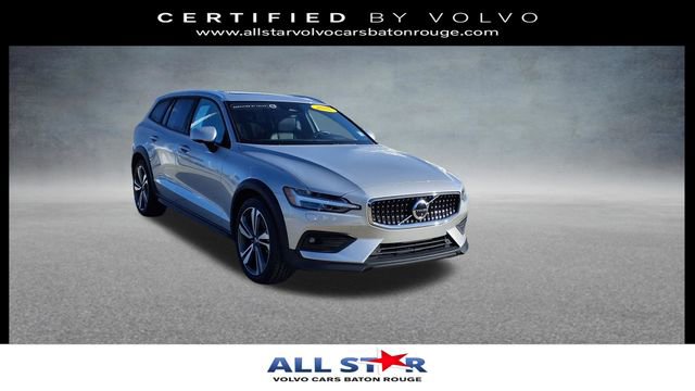 Certified 2025 Volvo V60 B5 Cross Country Plus AWD/4WD 360° Tour