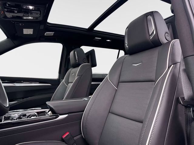 New 2026 Cadillac Escalade ESV Sport w/ Touring Package AWD/4WD image 22