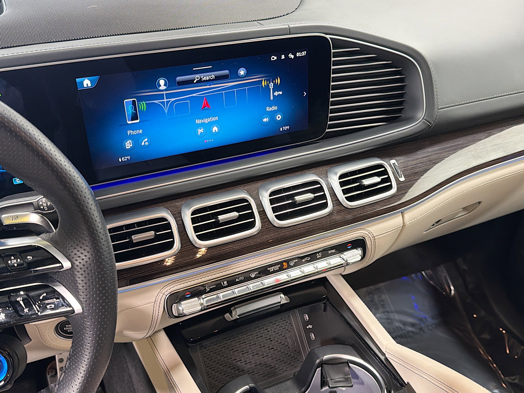 Used 2025 Mercedes-Benz GLE 53 AMG 4MATIC Coupe image 27