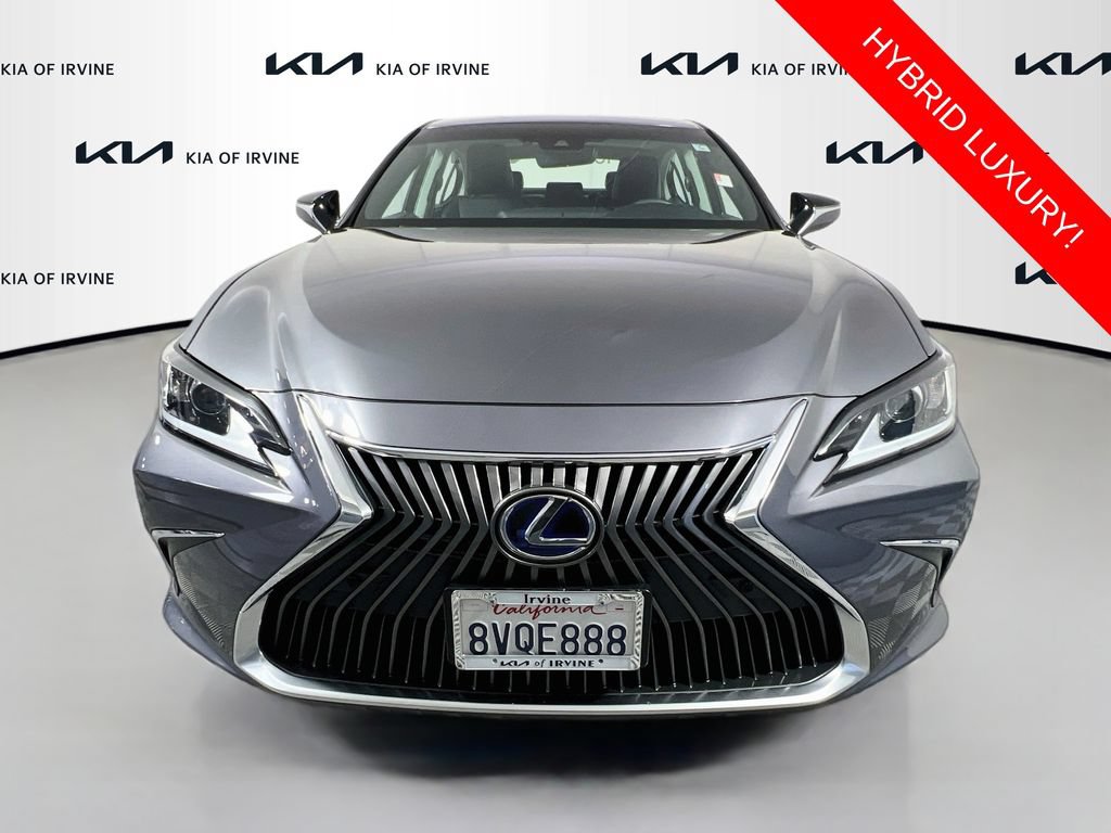 Used 2021 Lexus ES 300h w/ Premium Package FWD image 2