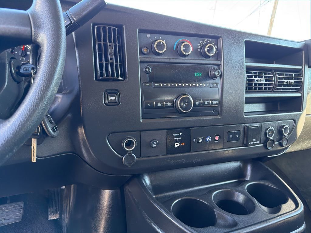 Used 2019 Chevrolet Express 3500 LT w/ LT Preferred Equipment Group RWD image 9