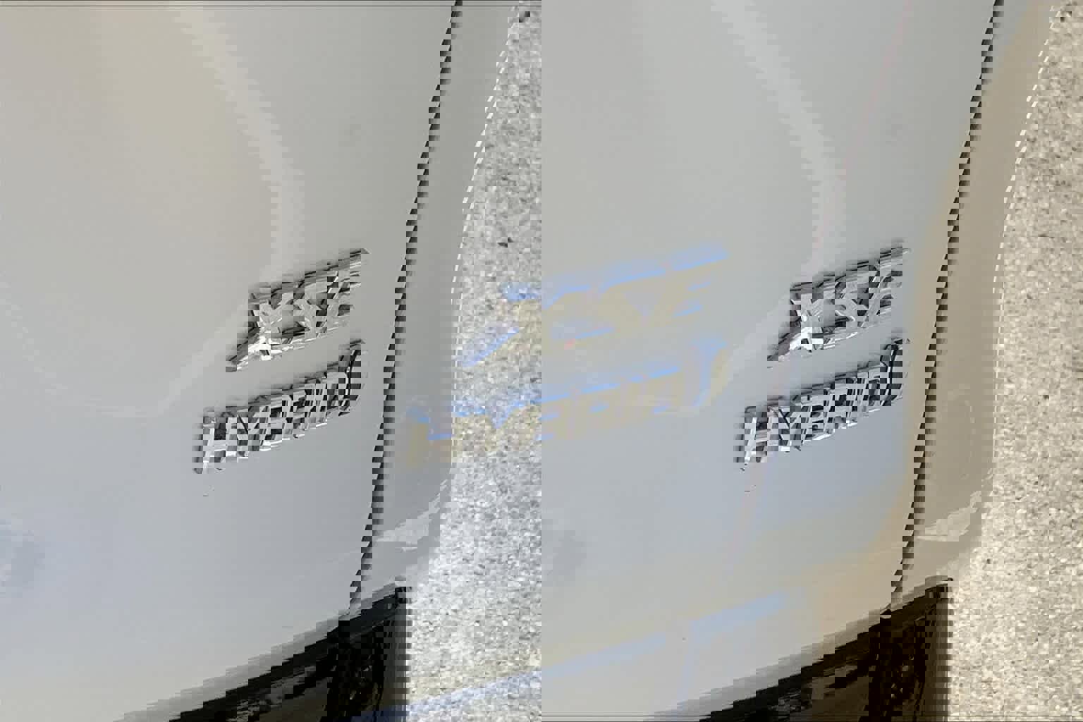 Used 2021 Toyota RAV4 XSE AWD/4WD image 10