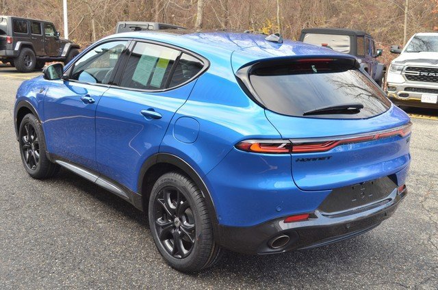 Used 2024 Dodge Hornet R/T Plus w/ Tech Pack Plus w/o Parking image 6