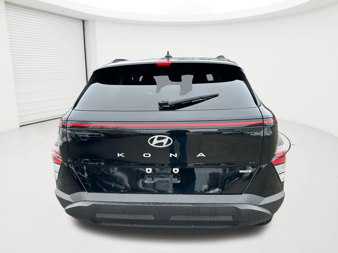 Certified 2024 Hyundai Kona SEL w/ Convenience Package image 6