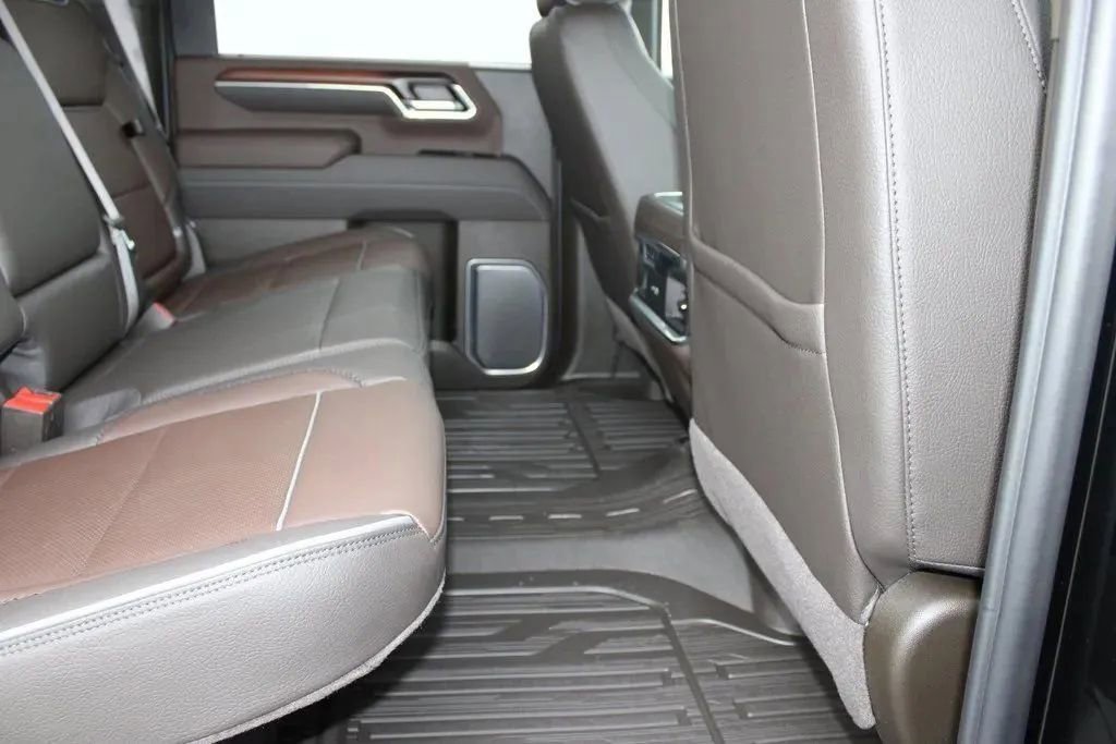 New 2026 GMC Sierra 3500 Denali image 25