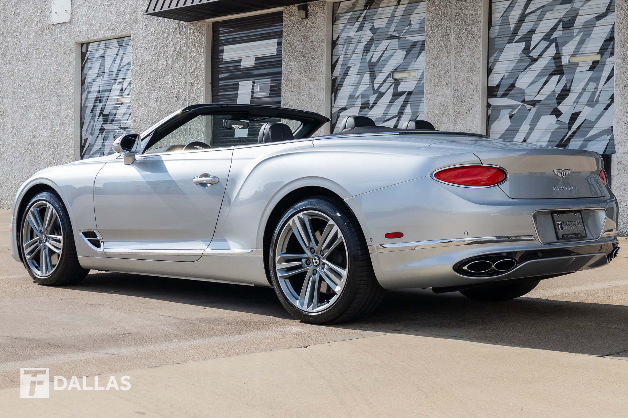 Used 2023 Bentley Continental GT V8 image 10