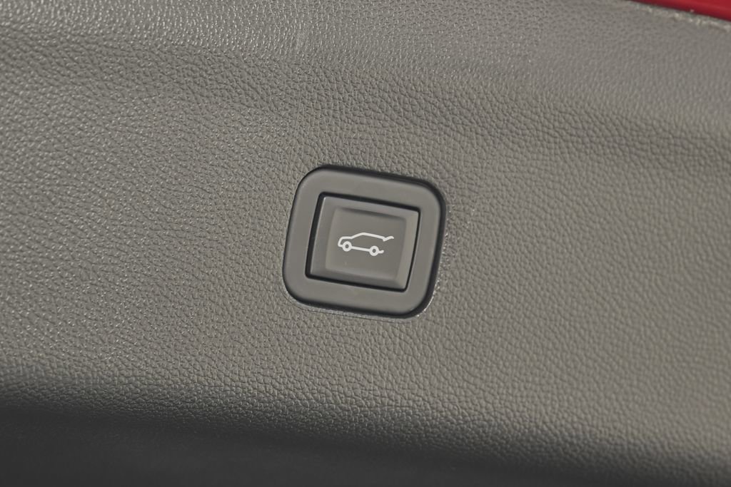 Used 2024 Buick Enclave Essence w/ Sport Touring Edition image 41