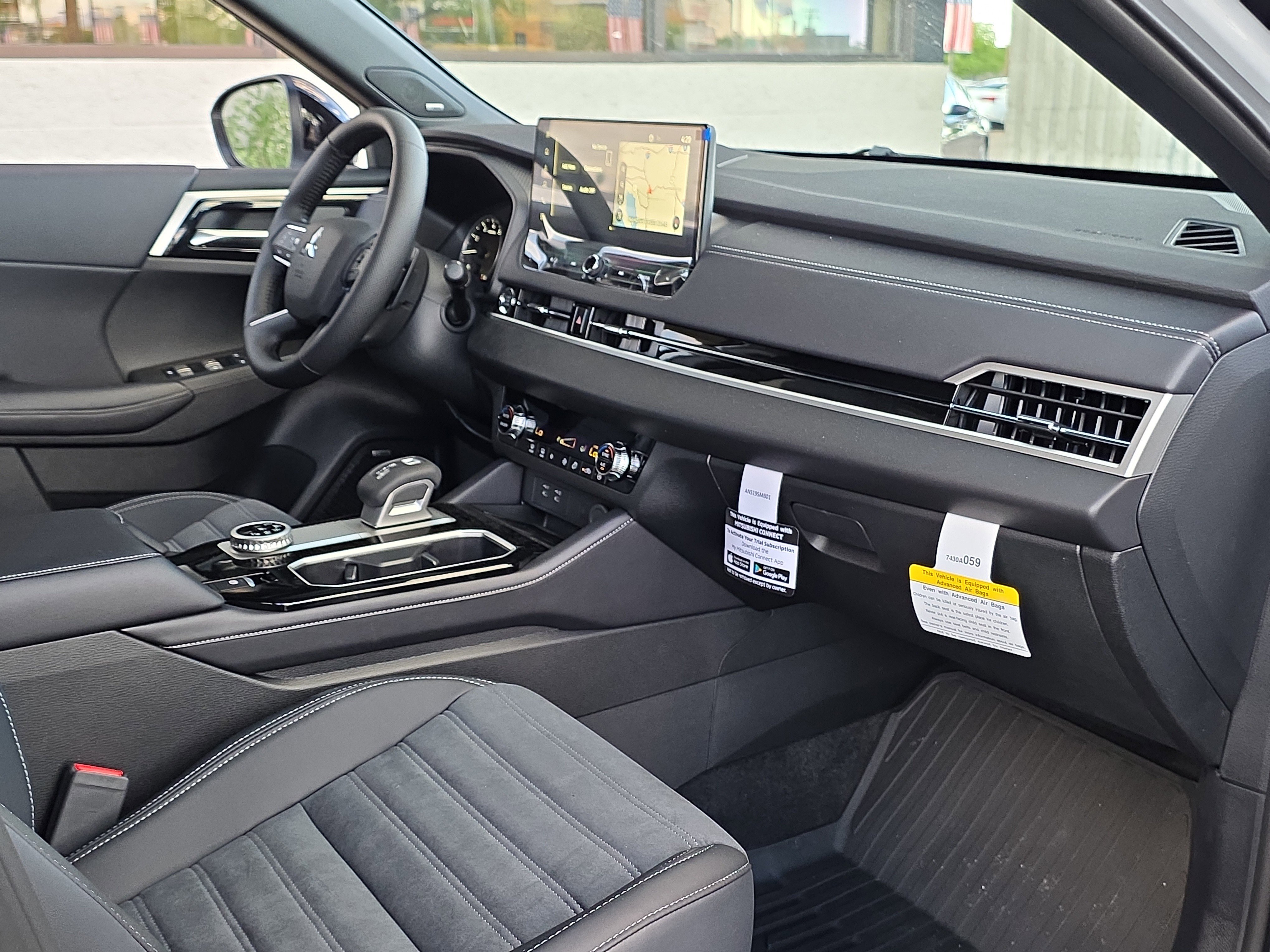 New 2026 Mitsubishi Outlander LE FWD image 34