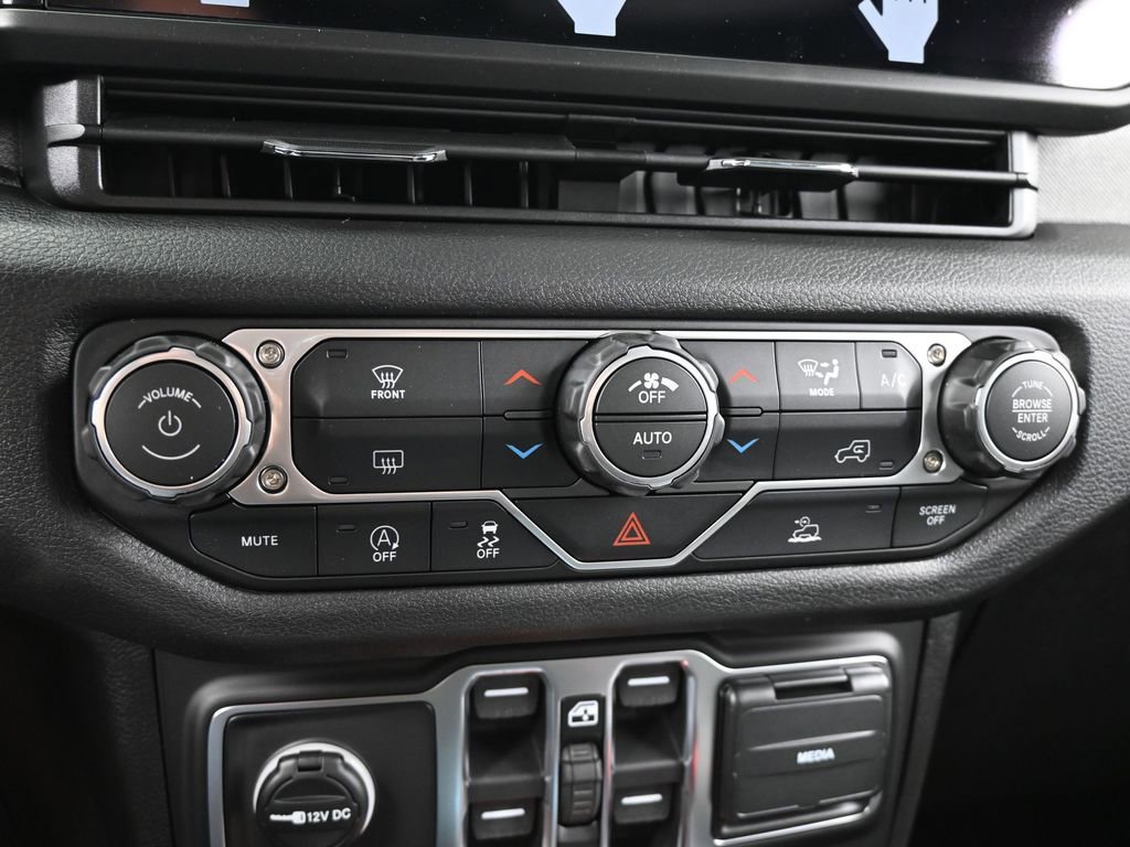 New 2026 Jeep Gladiator Willys image 19