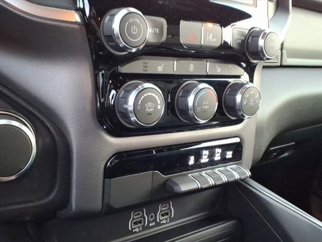 New 2026 RAM 1500 4x4 Crew Cab image 8
