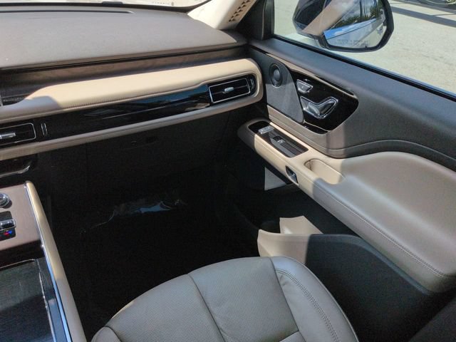 Used 2023 Lincoln Aviator Reserve w/ Equipment Group 201A AWD/4WD image 21