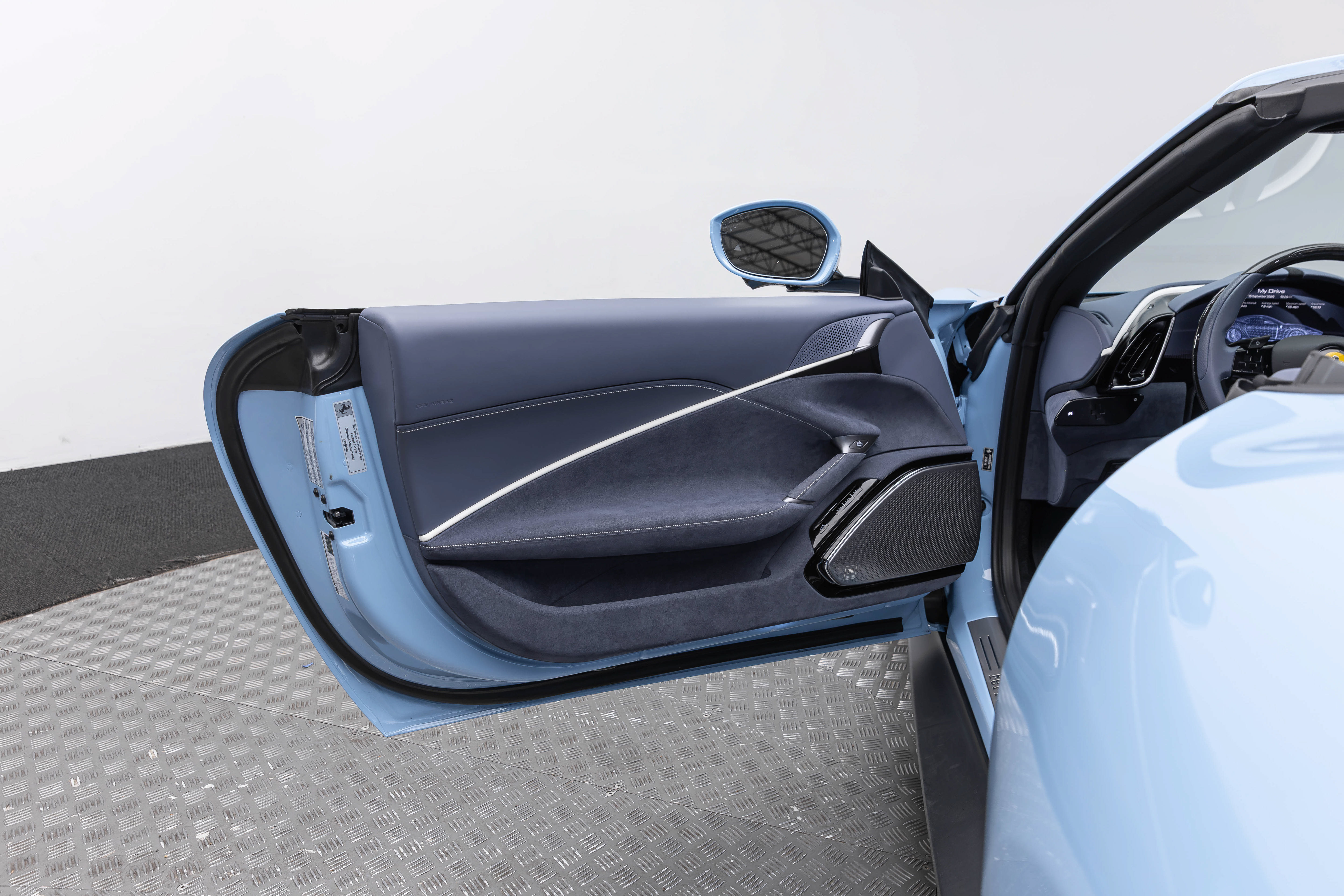Certified 2025 Ferrari Roma Spider RWD image 12