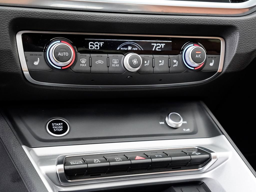 Certified 2025 Audi Q3 2.0T Premium Plus w/ Premium Plus Package image 17