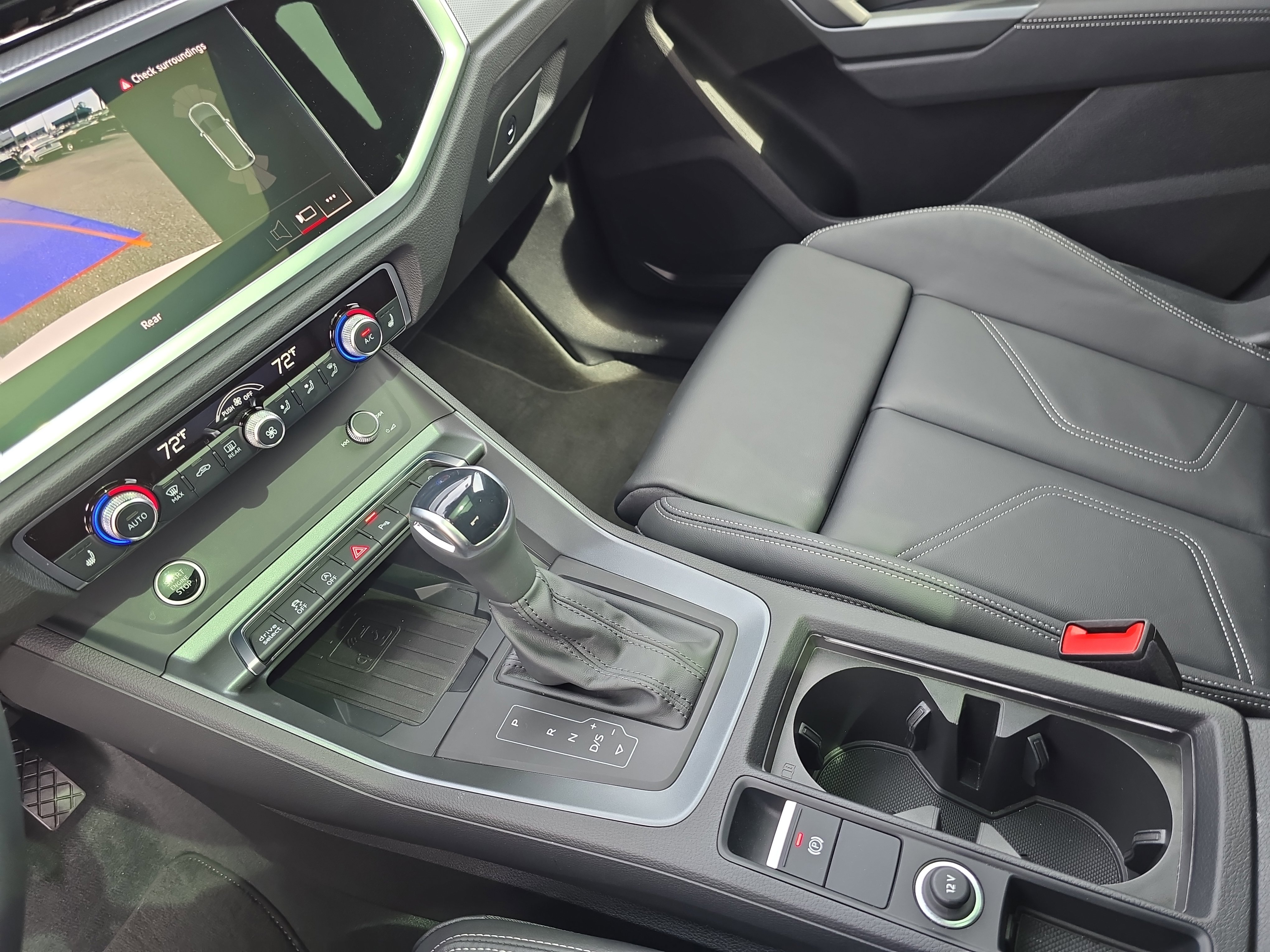 Used 2025 Audi Q3 2.0T Premium w/ Convenience Package image 24