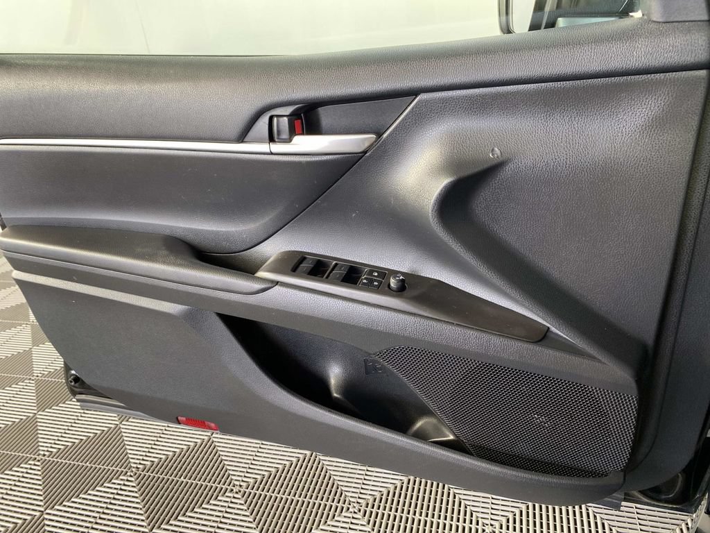 Used 2023 Toyota Camry LE FWD image 22