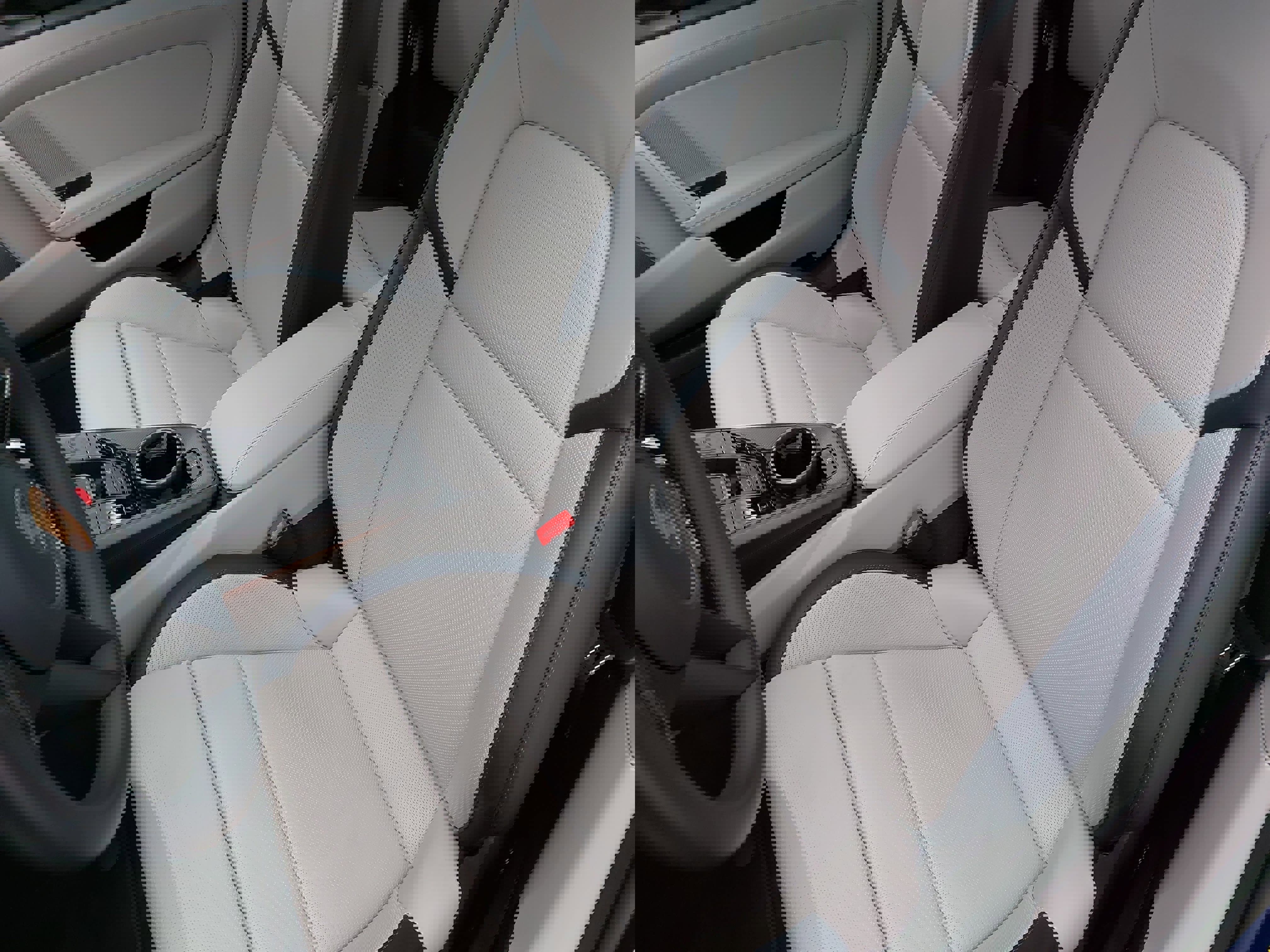 Certified 2025 Porsche 911 Carrera image 5