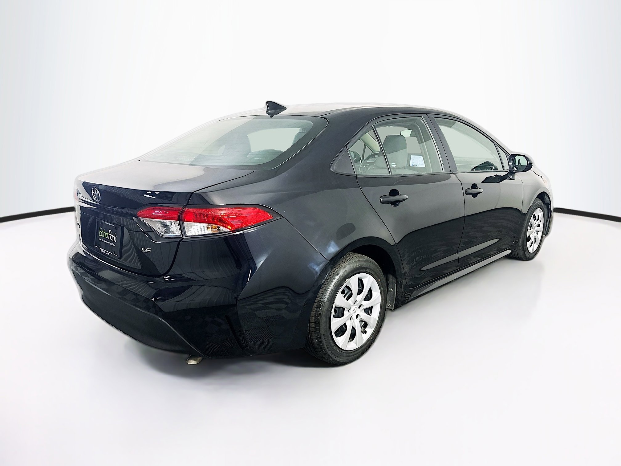 Used 2024 Toyota Corolla LE image 9