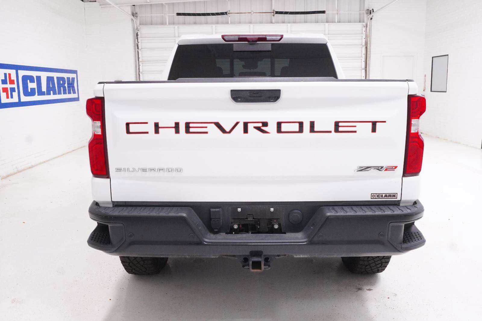 Used 2024 Chevrolet Silverado 1500 ZR2 w/ Technology Package AWD/4WD image 6