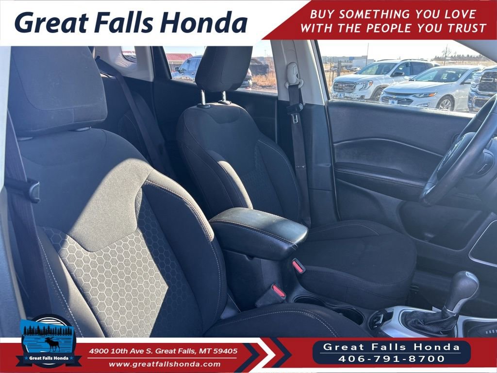 Used 2019 Jeep Compass Sport image 31