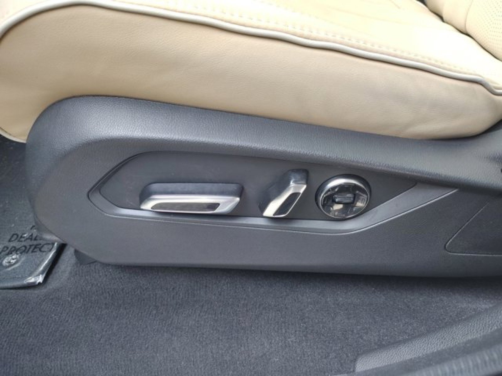 Used 2023 Acura MDX SH-AWD w/ Advance Package image 12