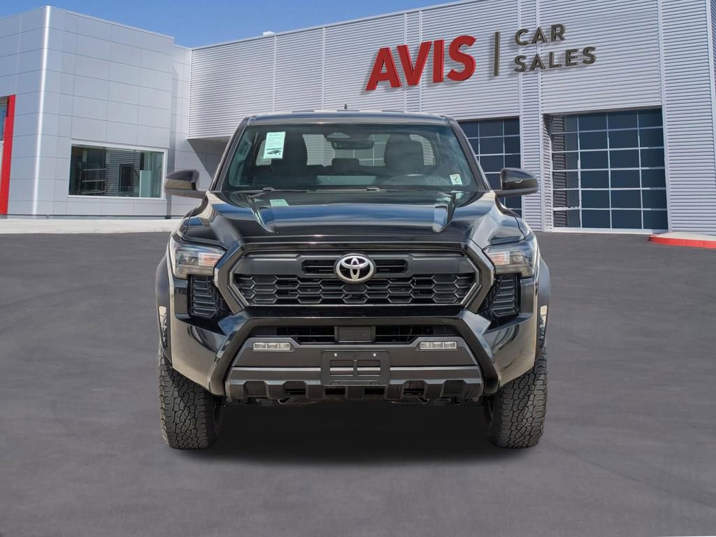 Used 2024 Toyota Tacoma TRD Off-Road image 2