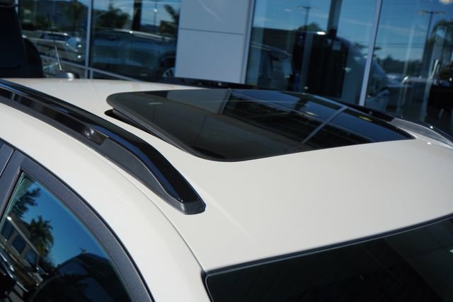 New 2026 Chevrolet Trax RS w/ Sunroof Package image 15