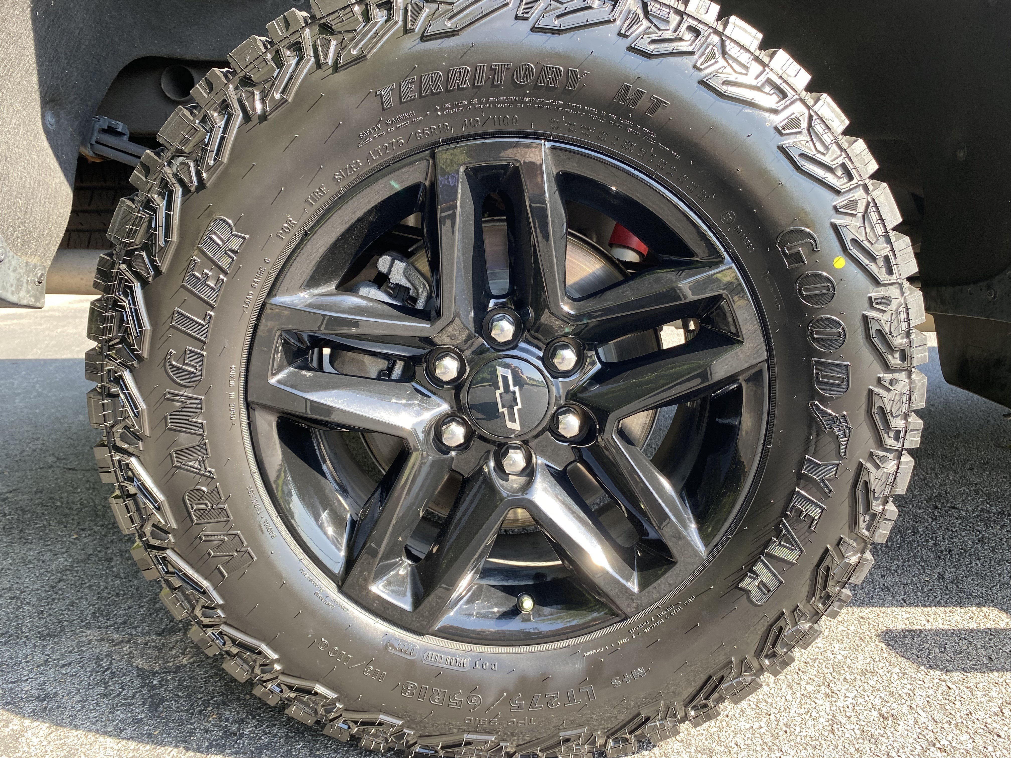 Used 2024 Chevrolet Silverado 1500 LT Trail Boss w/ Convenience Package II AWD/4WD image 46
