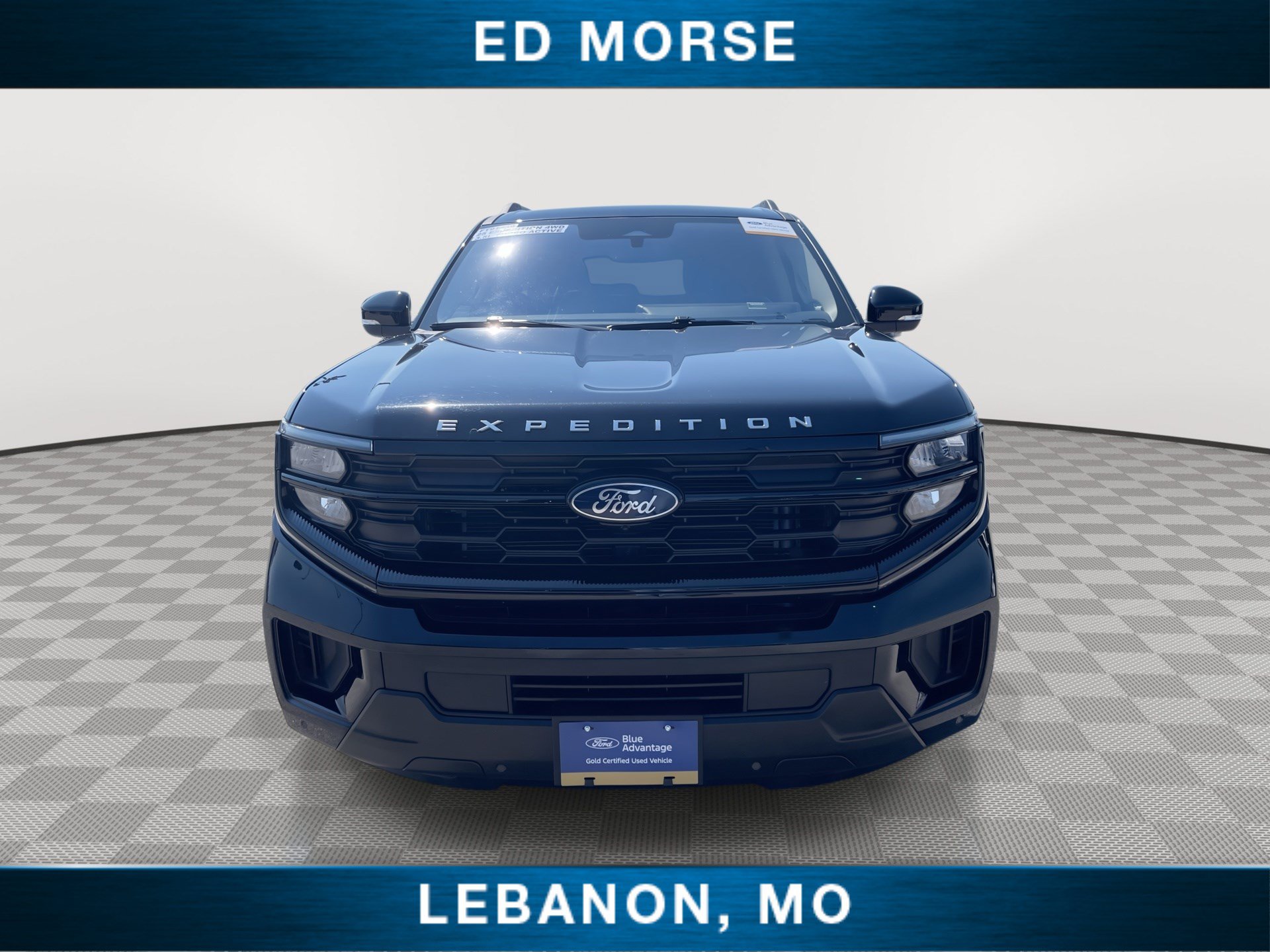 Certified 2025 Ford Expedition Active AWD/4WD image 3
