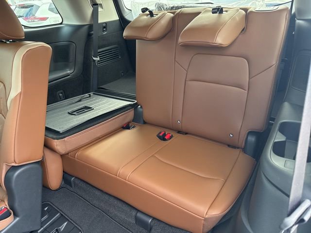 New 2026 Nissan Pathfinder Platinum AWD/4WD image 15