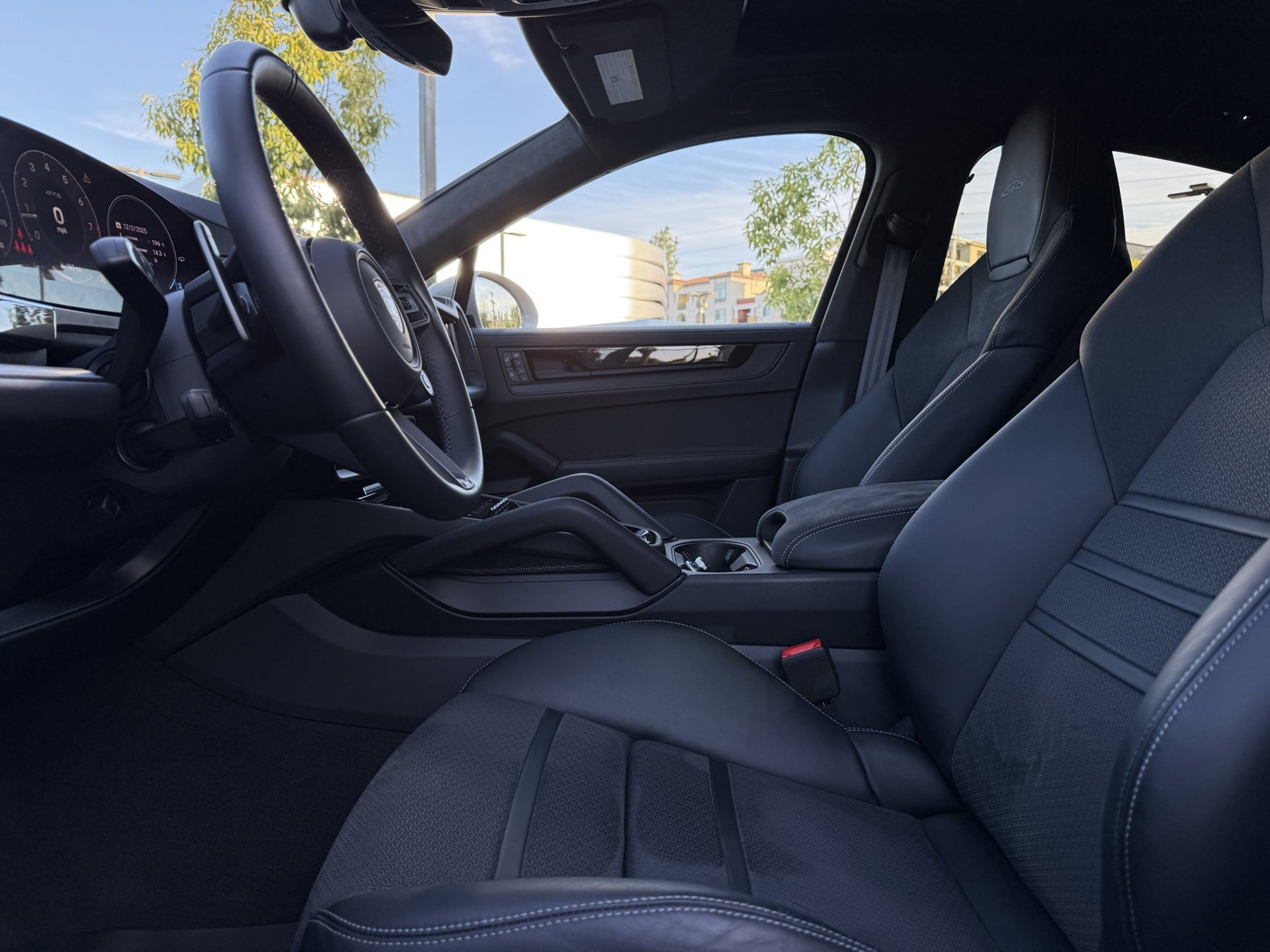 Used 2025 Porsche Cayenne GTS image 13