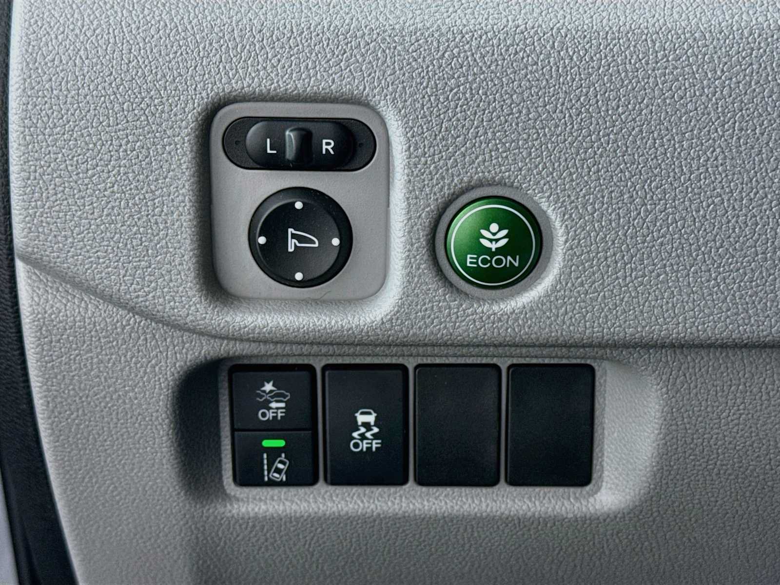 Used 2019 Honda Pilot LX image 8