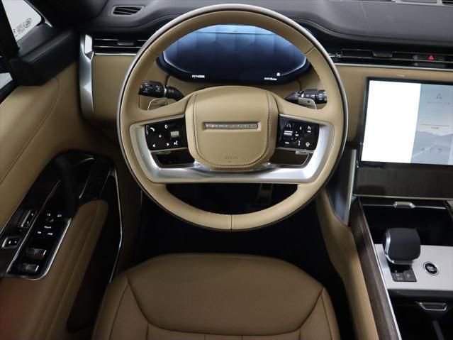 New 2025 Land Rover Range Rover SE image 10