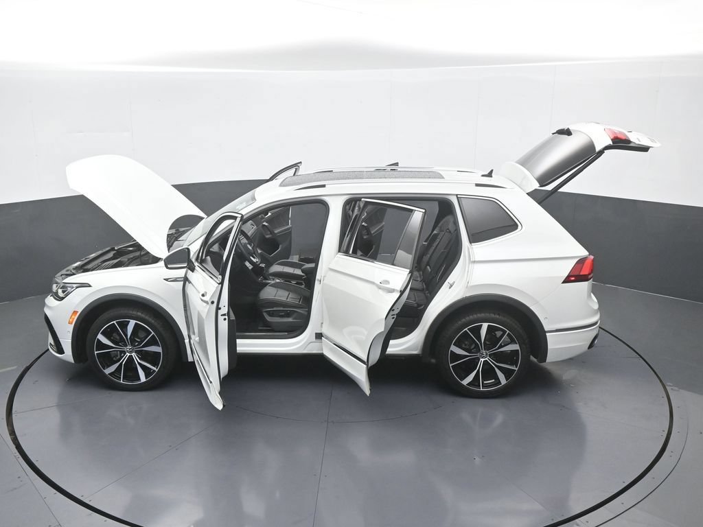 Used 2023 Volkswagen Tiguan SEL R-Line AWD/4WD image 74