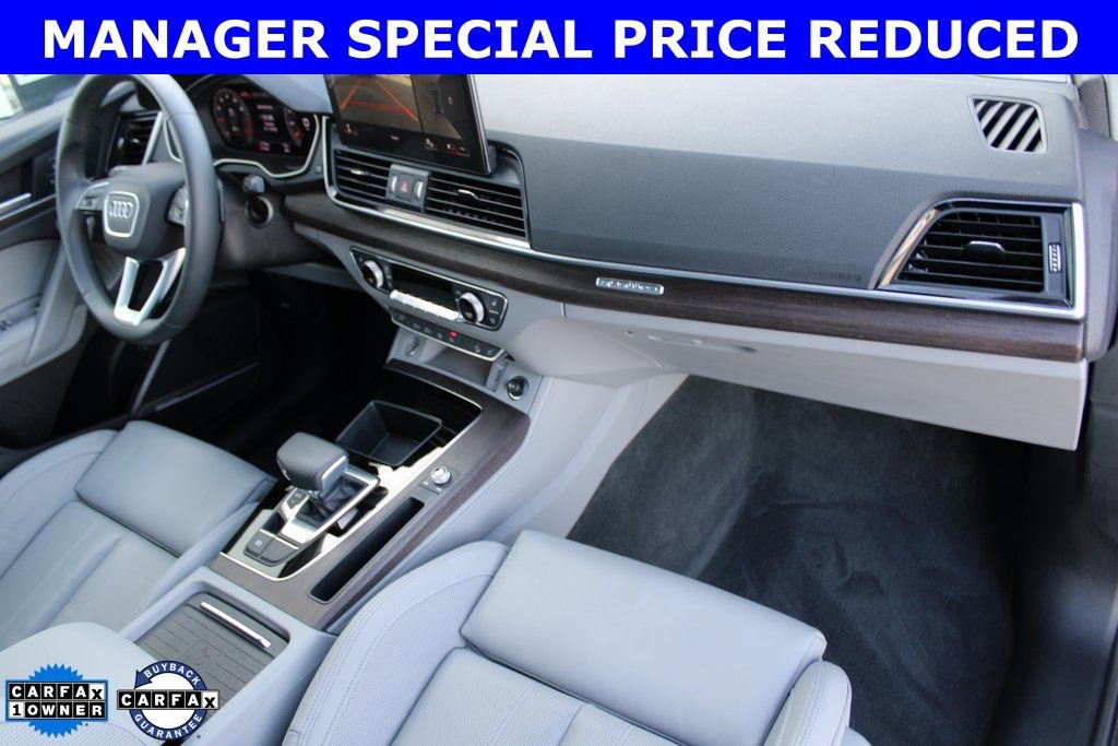 Used 2024 Audi Q5 2.0T Prestige w/ Prestige Package image 31