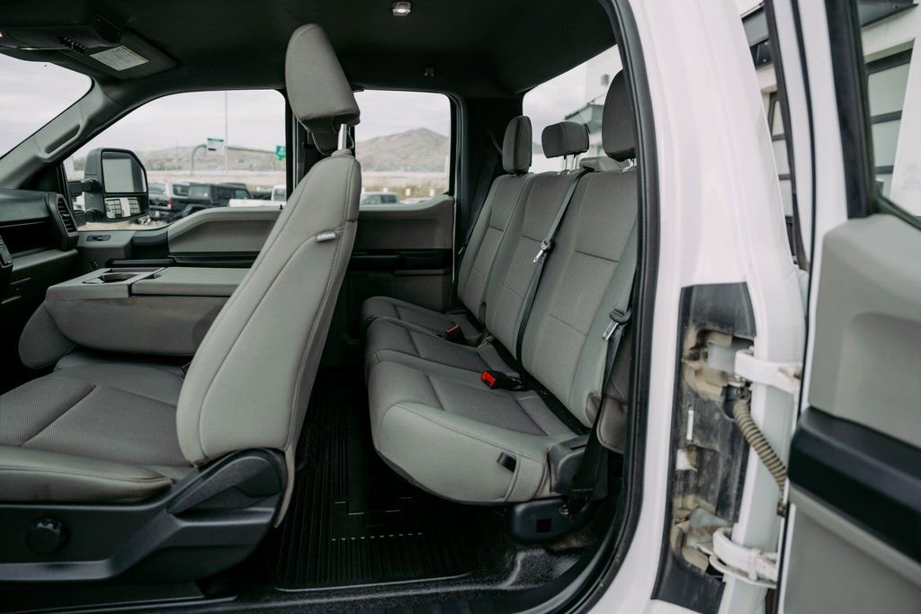 Used 2022 Ford F250 XL w/ Power Equipment Group image 10