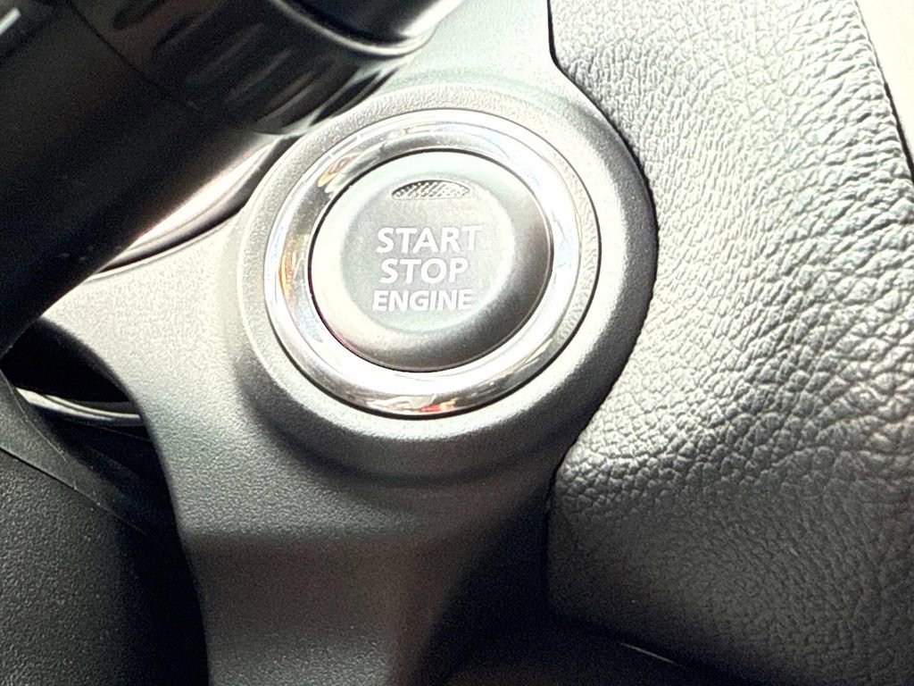 Used 2025 Mitsubishi Eclipse Cross SEL image 28