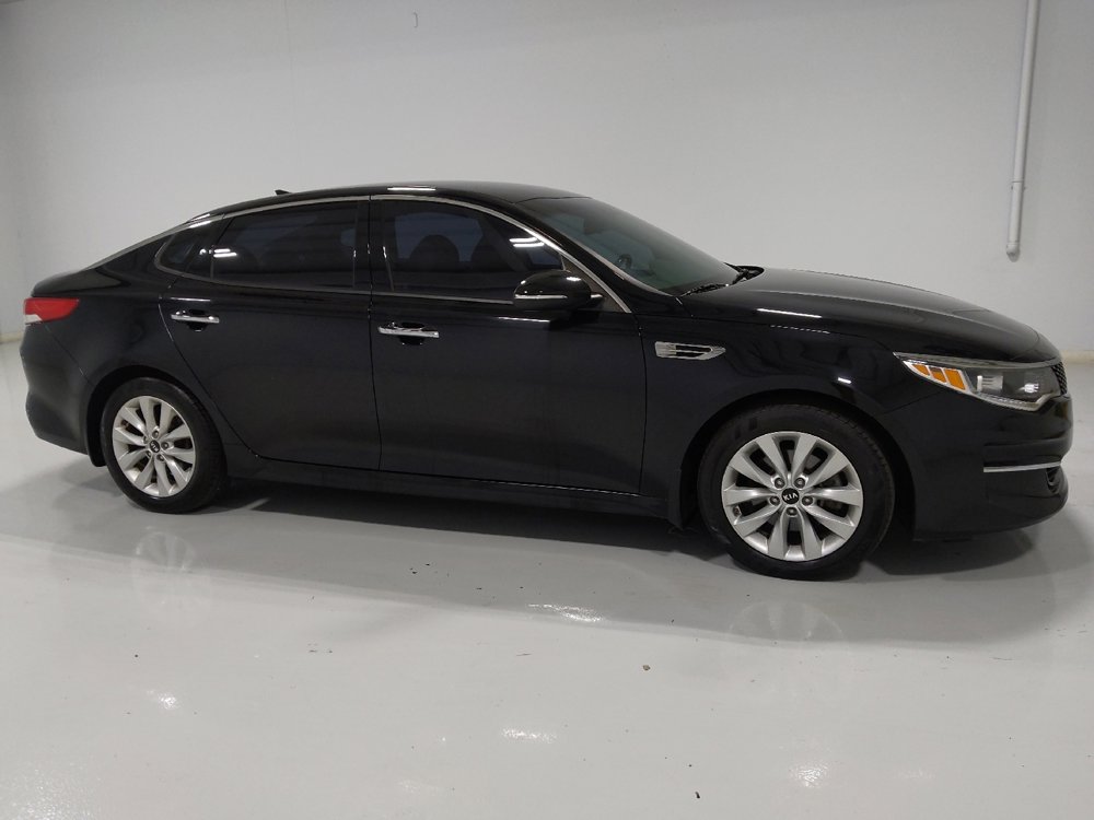 Used 2018 Kia Optima EX image 11