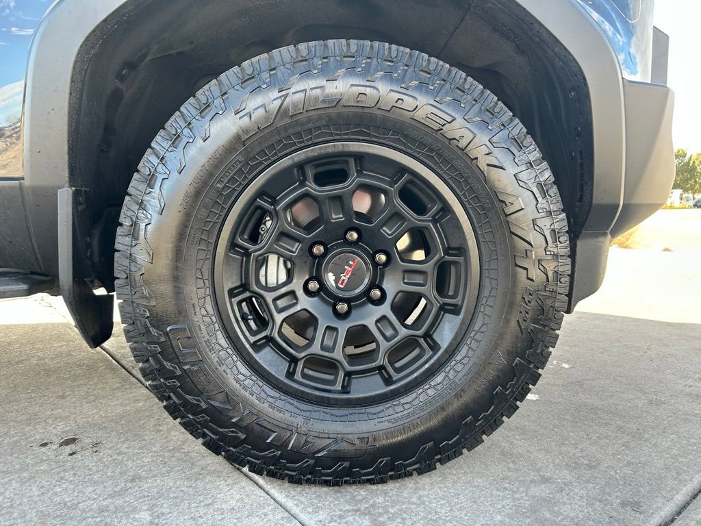 Used 2025 Toyota Land Cruiser image 35