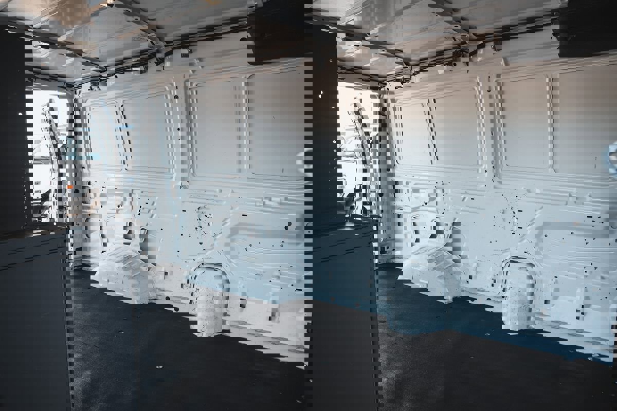 Used 2013 Ford E-150 and Econoline 150 image 10