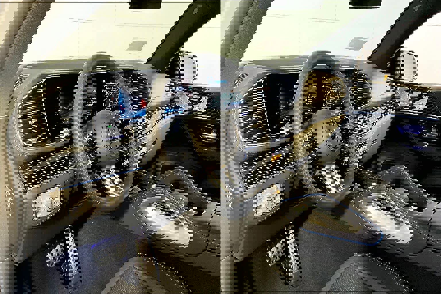 New 2026 Mercedes-Benz GLE 53 AMG 4MATIC Coupe image 9