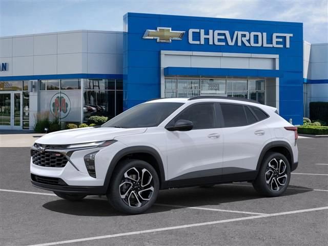 New 2025 Chevrolet Trax RS w/ Sunroof Package FWD video 3