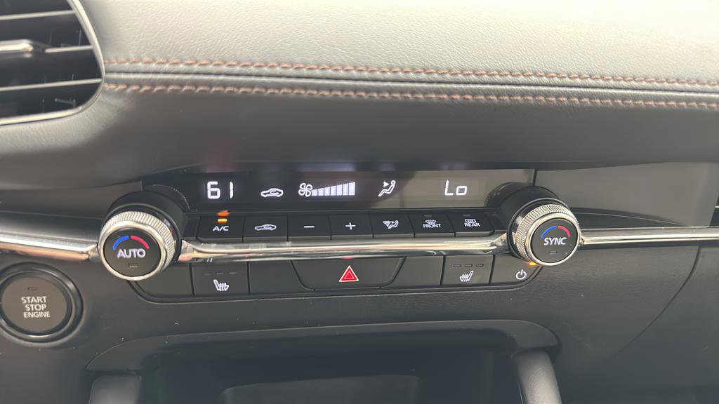 Used 2024 MAZDA MAZDA3 s FWD image 21